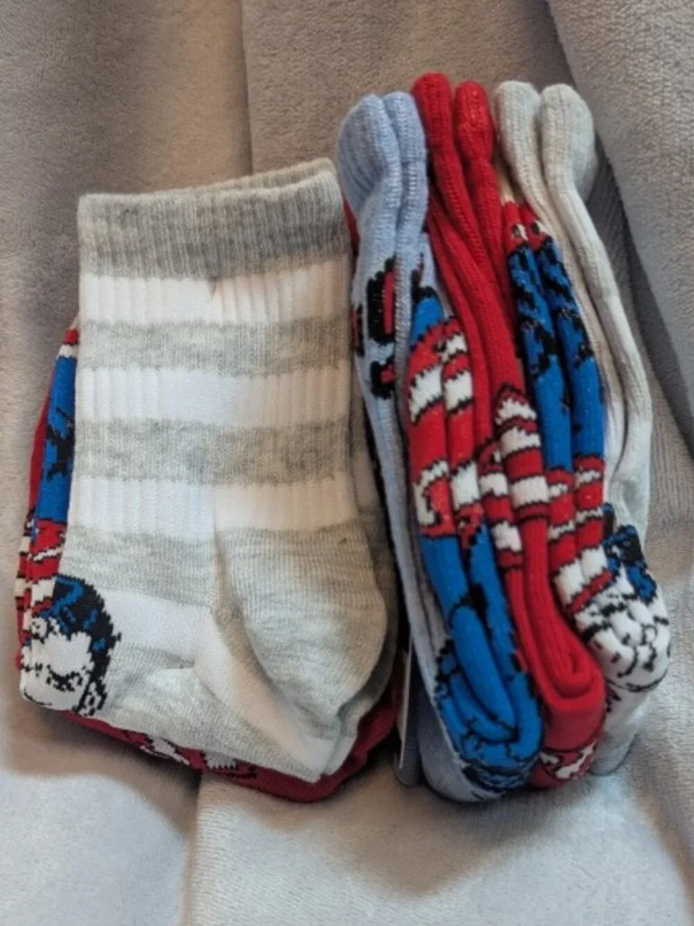 NWT Bundle of 2 Boys' Warner Bros. Crew Superman Socks 3 pack - M/L (sizes 3-10)